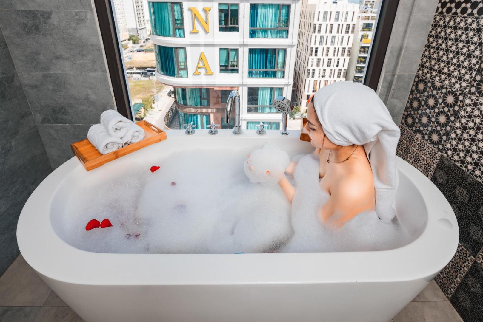 Minh Chau Premium Hotel Danang 外观 照片